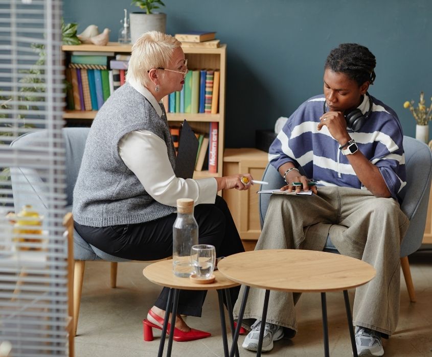 adhd therapist in vaughan providing treatment