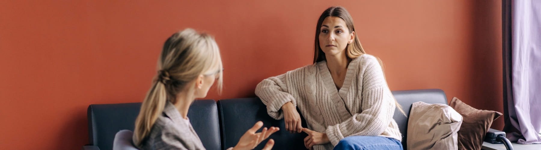 A woman talking with her therapist during an individual therapy session in Vaughan